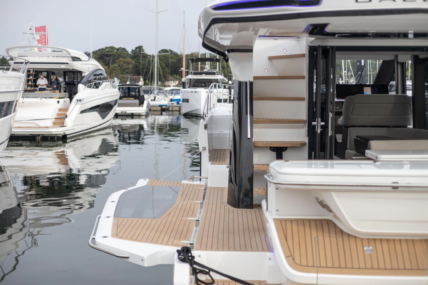Galeon 440 Fly For Sale
