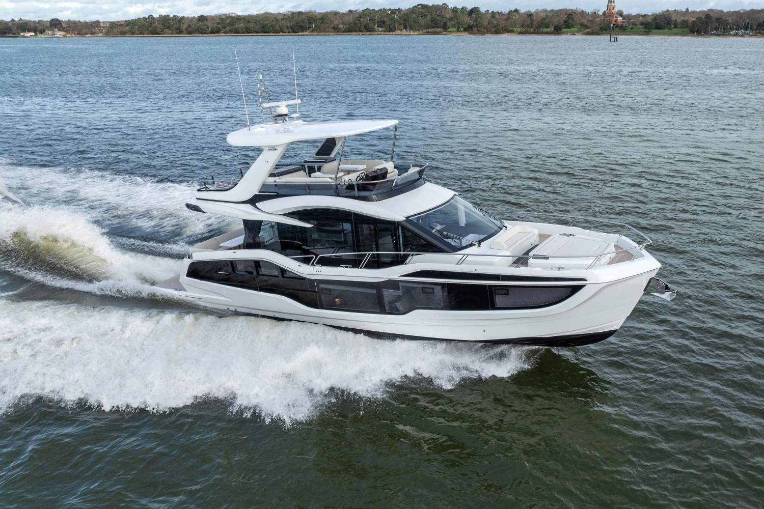 Galeon 560 Fly - For Sale