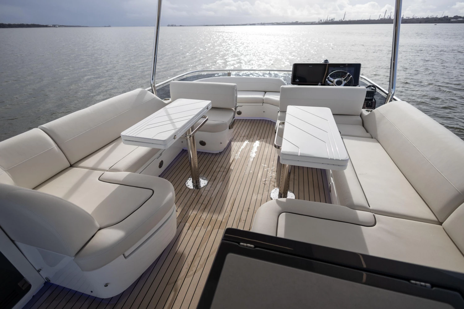 Galeon 560 Fly - For Sale