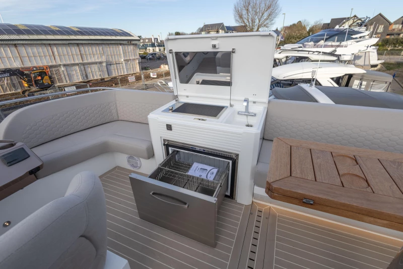 Galeon 400 Fly For Sale